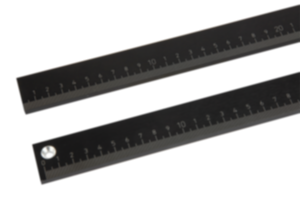 Linear scalesself-adhesive or with screw holes, aluminium